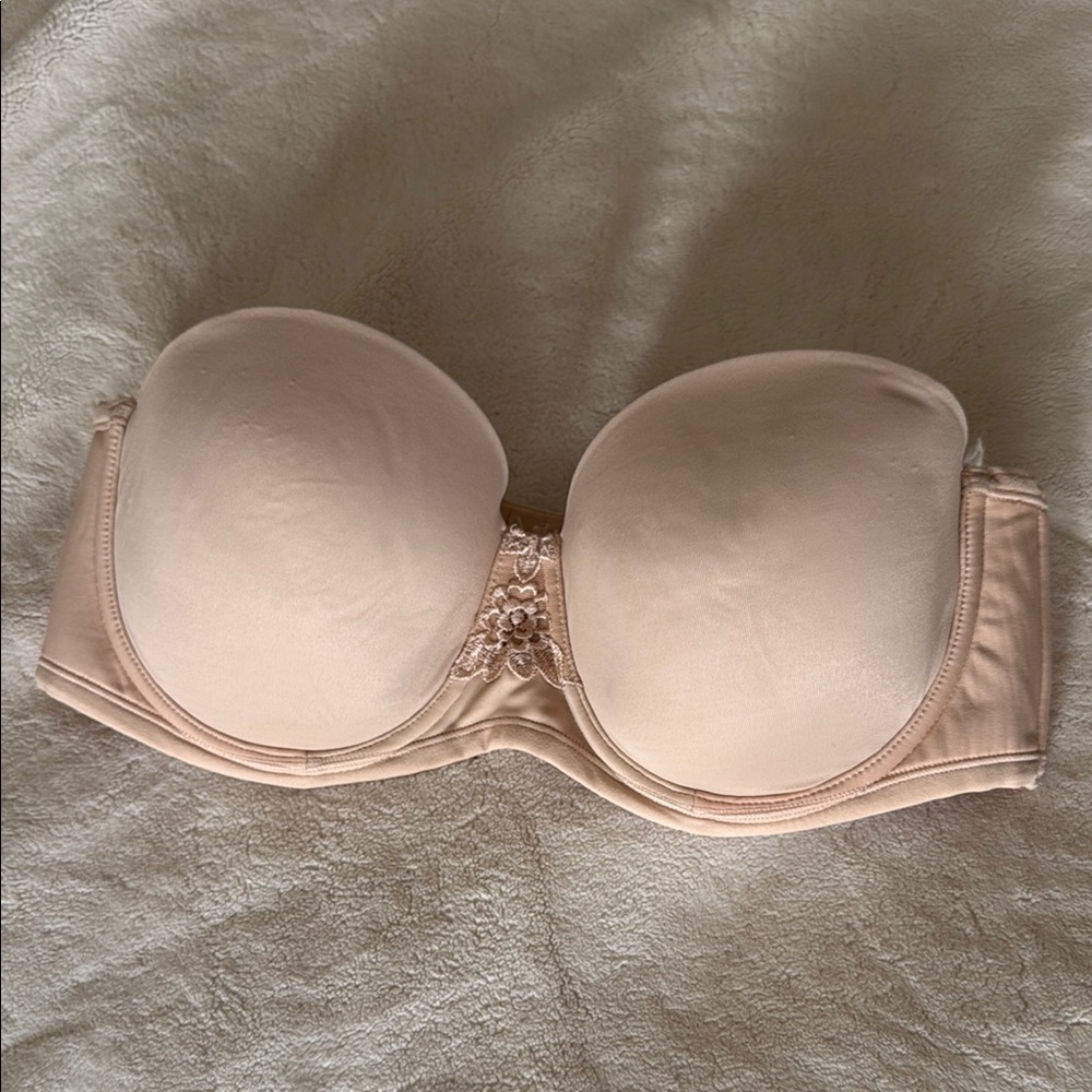 Vanity Fair Cream Strapless Bra Molded Cups